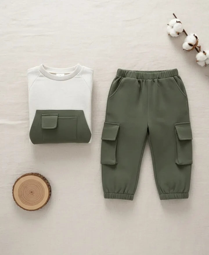 Kids Fleece Pocket Sweatshirt & Cargo Trouser Set – Winter Outfit